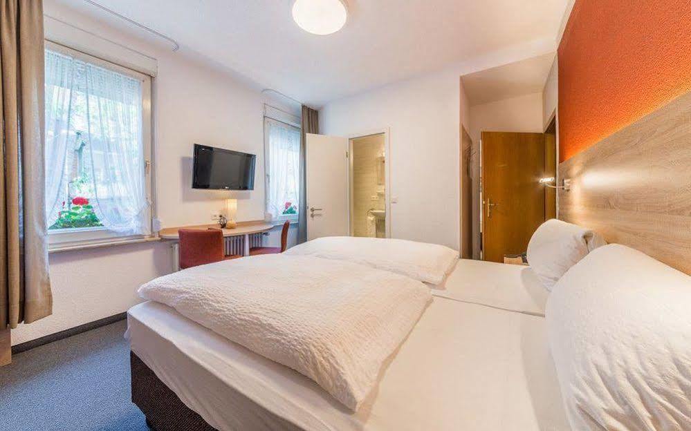 Hotel Goldener Sternen Konstanz Exteriör bild